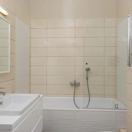 Apartament Zloty Golden شقة
